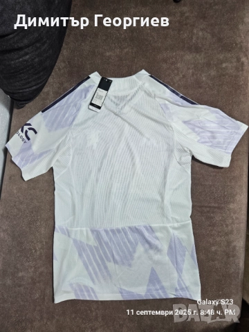 Оригинална тениска на Манчестър юнайтед от официалния магазин размер М, снимка 2 - Тениски - 51686341