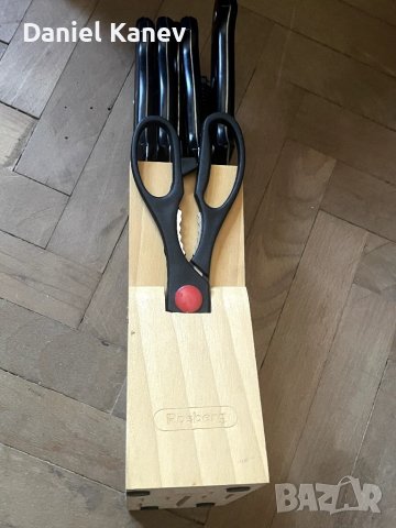 Комплект ножове с поставка, снимка 3 - Аксесоари за кухня - 50884499