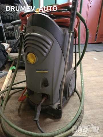 Продавам професионална водоструйка Керхер hd7/18 4m