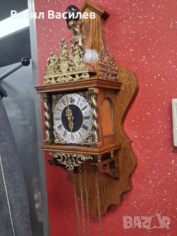 Продавам холандски часовник "Атлас" в перфектен вид, снимка 3 - Стенни часовници - 53439078