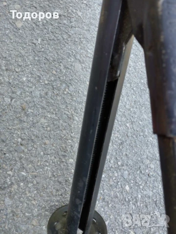 ОРИГИНАЛЕН КРИК БМВ, снимка 3 - Аксесоари и консумативи - 50706729