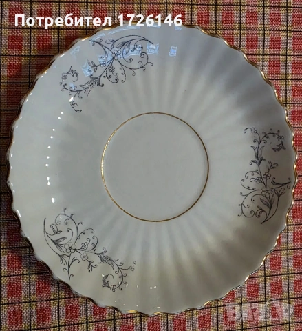 Порцеланов сервиз за кафе с позлата Rorstrand Швеция , снимка 4 - Сервизи - 54035429