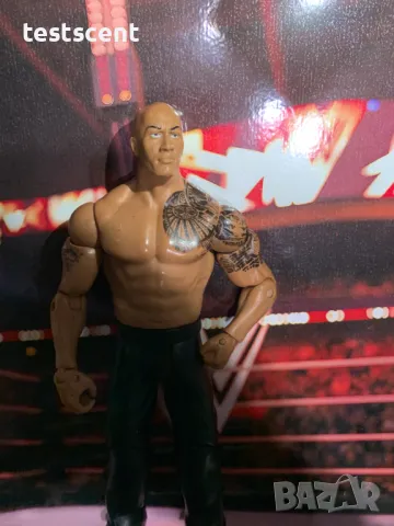 Екшън фигура WWE The Rock Скалата The Final Boss Basic mattel People's Champ figure играчка trainers, снимка 10 - Колекции - 49148921