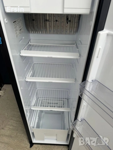 Хладилник Thetford N4142E+ (SLiM) Работи на : 12/220/газ (Свален от чисто нов Кемпер) , снимка 8 - Хладилни чанти - 52507399