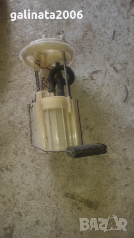 Бензинова помпа от Фиат Стило, снимка 2 - Части - 54241935