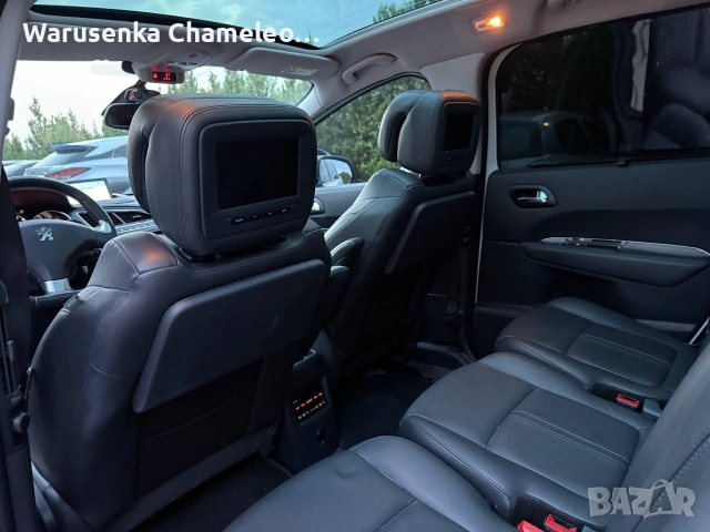 ПЕЖО 5008 Състоянието е отлично.

, снимка 7 - Автомобили и джипове - 53037032