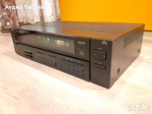 Транзисторен стерео усилвател с вграден тунер JVC RX-301BK
Made in Japan. 130W захранване., снимка 5 - Ресийвъри, усилватели, смесителни пултове - 46875113