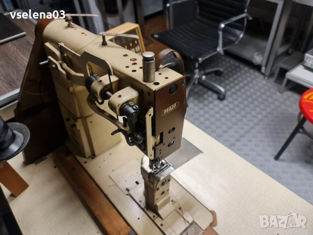 Pfaff шевна машина с двоен транспорт, снимка 3 - Шевни машини - 52101651