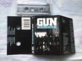 Gun – Taking On The World оригинална US касета, снимка 1 - Аудио касети - 45046011