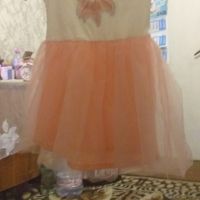Детска рокля, снимка 2 - Детски рокли и поли - 45512627
