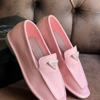 PRADA дамски обувки, снимка 4 - Дамски ежедневни обувки - 45037116