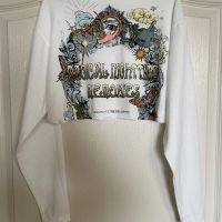 Уникален къс еластичен  бял топ тениска блуза Bershka , снимка 1 - Тениски - 45423856