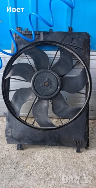 Перка за охлаждане на радиатор w204, снимка 1