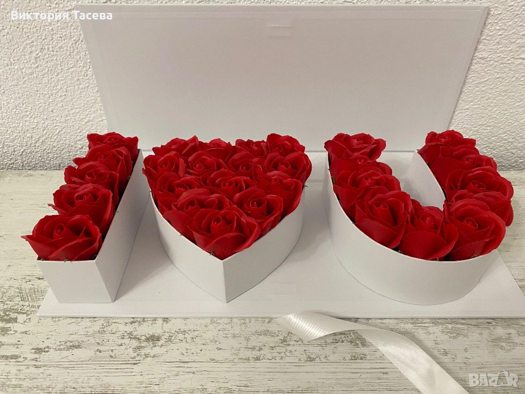 Подаръчна кутия със сапунени рози , снимка 1
