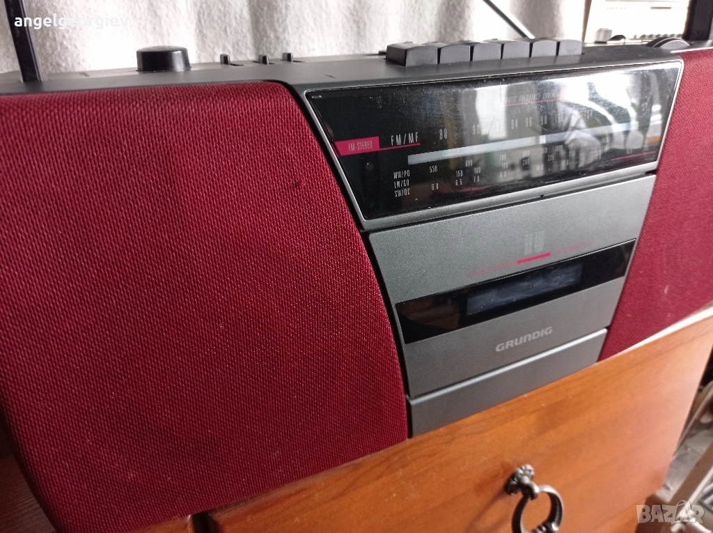 Радиокасетофон Grundig RR400 G.DD 56 , снимка 1