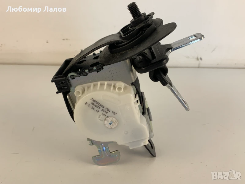 Заден среден предпазен колан Пежо Peugeot 3008 5008 (09-17)г. 9681976580, снимка 1