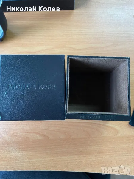 Кутия за часовник MICHAEL KORS, снимка 1