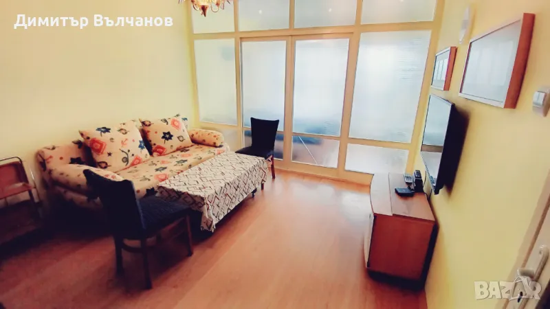 Нощувки(Тоника) четиристаен Възраждане 3, снимка 1