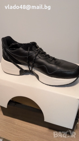 Продавам оригинални мъжки спортни обувки Diadora , снимка 1