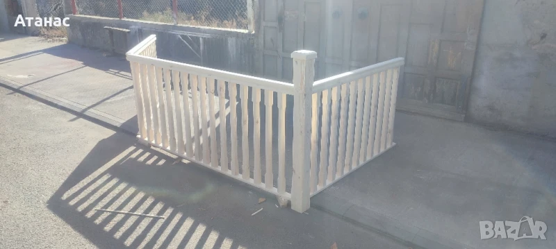 Дървен парапет, снимка 1