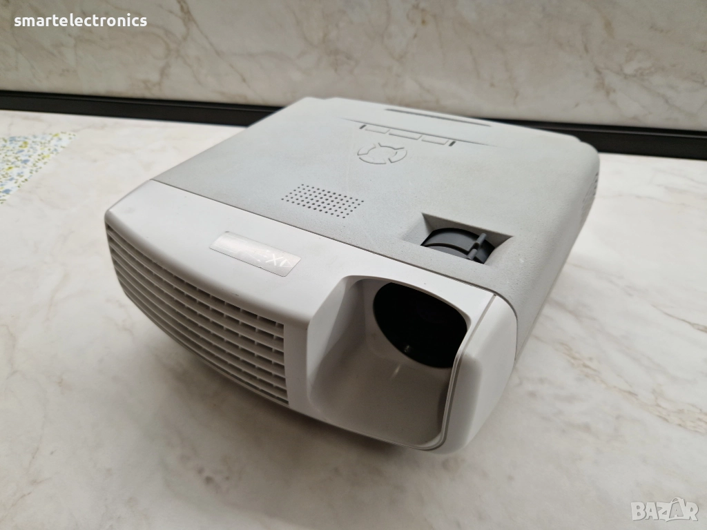 Проектор Mitsubishi SD430U, снимка 1