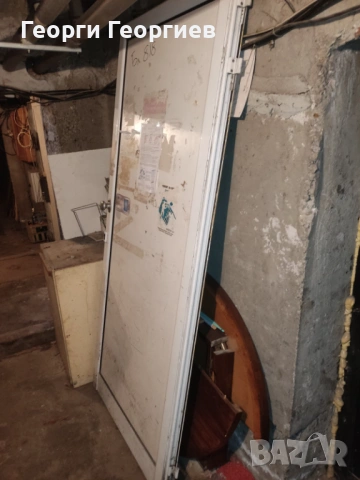 Входна врата алуминиева дограма