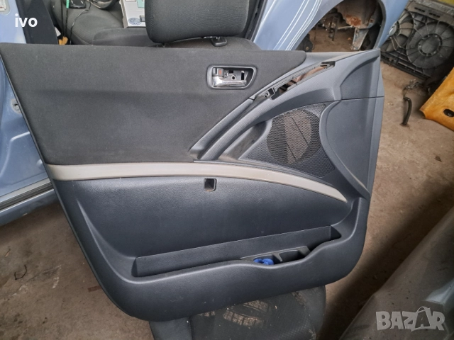 Продавам кори на врати за Тойота Корола Версо , снимка 4 - Части - 52840896