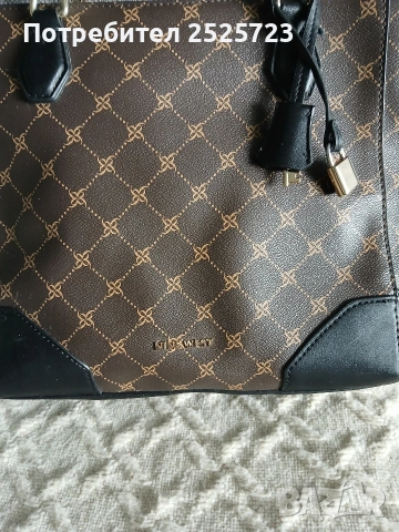 чанта на NiNE WEST, снимка 2 - Чанти - 54193447