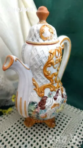 Capodimonte Italy съд с дръжка (кана) огромен , снимка 3 - Декорация за дома - 49664792