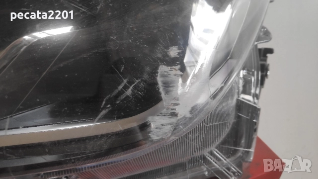 Продавам - Оригинален ляв фар за Тойота Корола 2019 г, снимка 2 - Части - 51884605