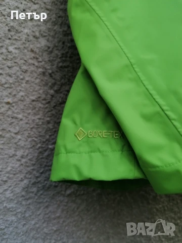 Продавам чисто ново зелено дамско яке с висока водоустойчивост - мембрана Arc'teryx , снимка 4 - Якета - 51170622
