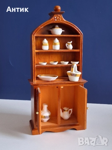 Старо Трапезно Дървено Шкафче с Посуда Миниатюра, снимка 4 - Колекции - 52361174