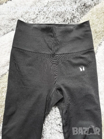 Чисто нов черен безшевен клин Tempo на My protein, снимка 2 - Клинове - 54017216