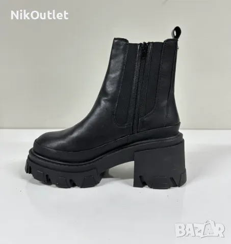 Aldo Chelsea Boots, снимка 2 - Дамски боти - 47292194