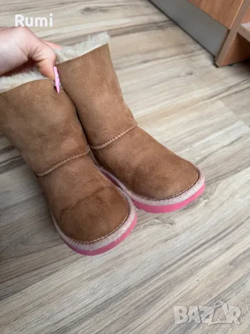 Оригинални топли детски ботуши UGG ! 31 н, снимка 4 - Бебешки боти и ботуши - 48430546