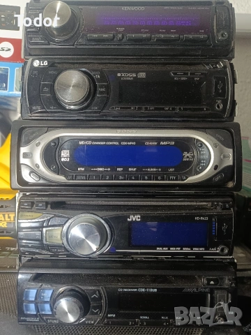 Продавам автомобилни CD плеари!, снимка 5 - Аксесоари и консумативи - 53385276