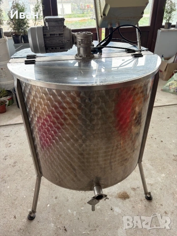 Радиална центрофуга 