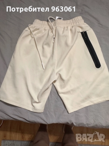Спортни къси панталони