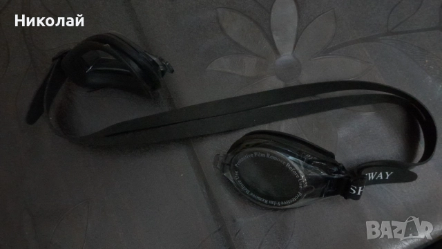 Плувни очила