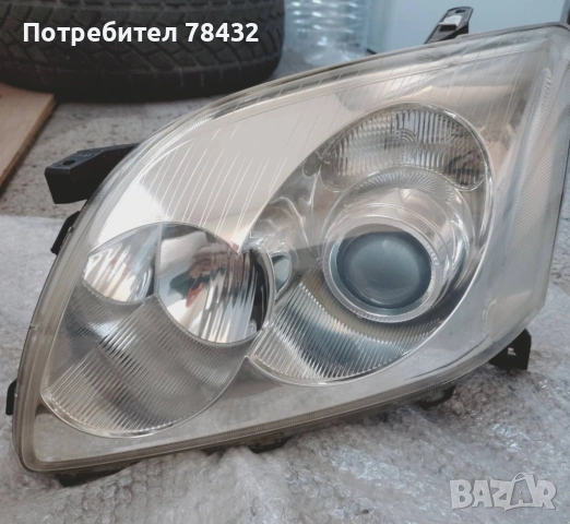 ОРИГИНАЛЕН ФАР ПРЕДЕН ЛЯВ ТОЙОТА АВЕНСИС / TOYOTA AVENSIS 