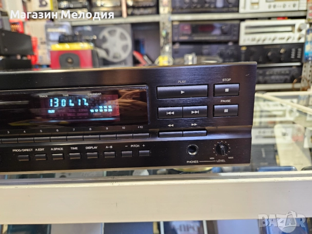 CD Player DENON DCD-695 Black с оригинално дистанционно. В отлично техническо и визуално състояние., снимка 8 - Декове - 52379150