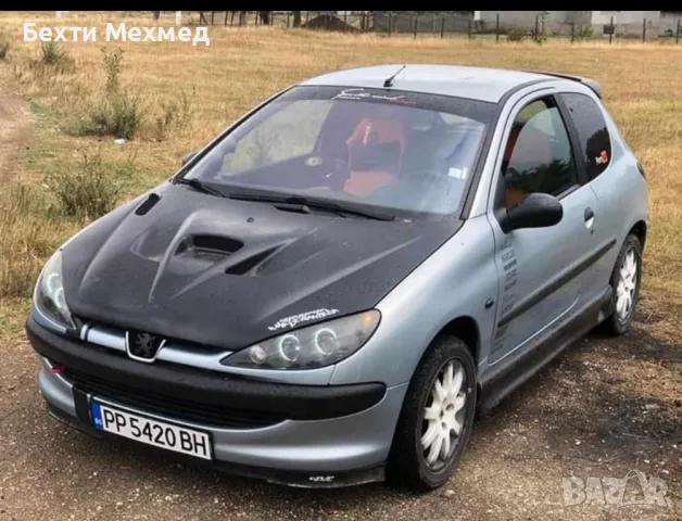 PEUGEOT 206 1.1i
Само на Части
БРАКУВАНА Е 
0896868039
гр.Разград, снимка 1 - Автомобили и джипове - 48161210