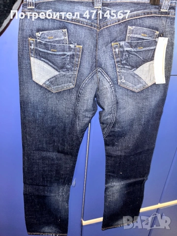 Дънки на Guess, снимка 2 - Дънки - 54085520