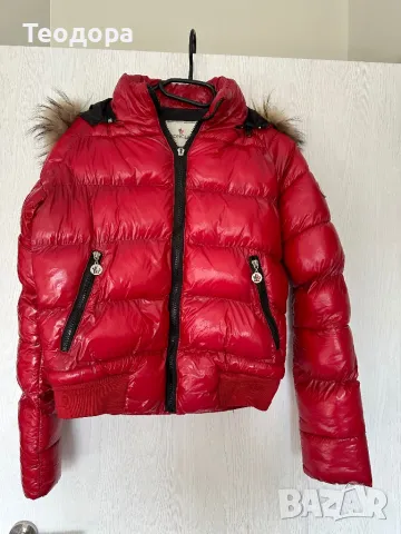 Дамско яке Moncler S размер , снимка 3 - Якета - 47704661