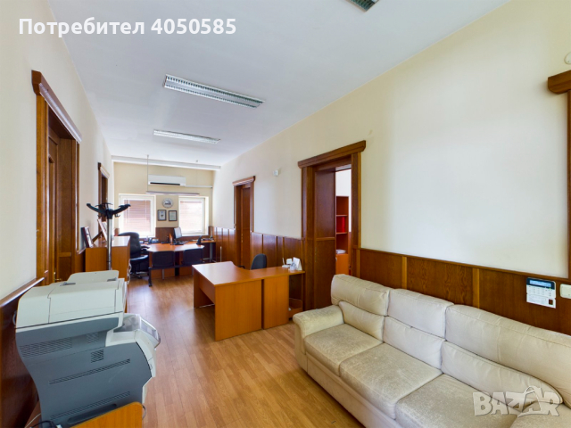 Самостоятелен етаж от къща - паметник на културата, в централната част на Варна, снимка 8 - Aпартаменти - 45057392