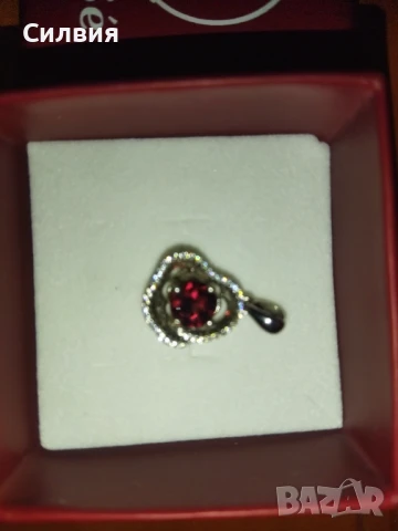 Луксозна сребърна висулка Birse естествен гранат и цирконии , снимка 2 - Колиета, медальони, синджири - 51383562