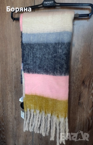 Only нов с етикет цветен зимен шал, снимка 7 - Шалове - 45695280