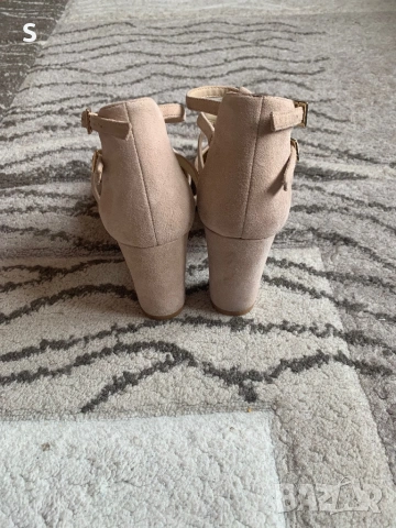 Елегантни обувки 38 номер, снимка 6 - Дамски обувки на ток - 53946093