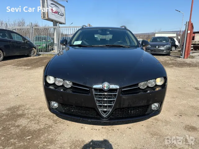 Преден капак за Alfa Romeo 159 , снимка 1 - Части - 49308163