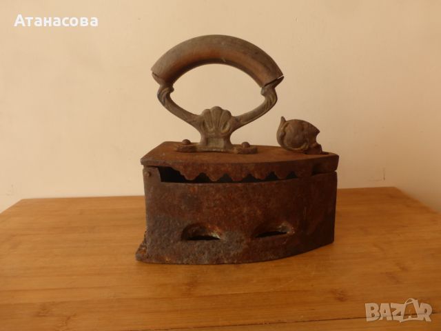 Стара ютия на въглища жар, снимка 3 - Антикварни и старинни предмети - 46116455